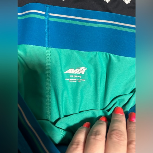 💰2/$10 Avia teal and turquoise Athletic Shorts w/ pockets &drawstring size L - Picture 7 of 8